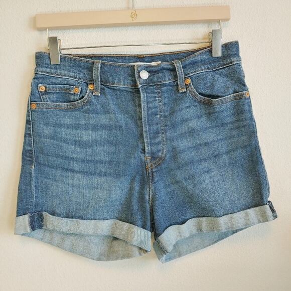 Levi's Women's Wedgie Shorts Sz 29 Summer Casual - Picture 1 of 8